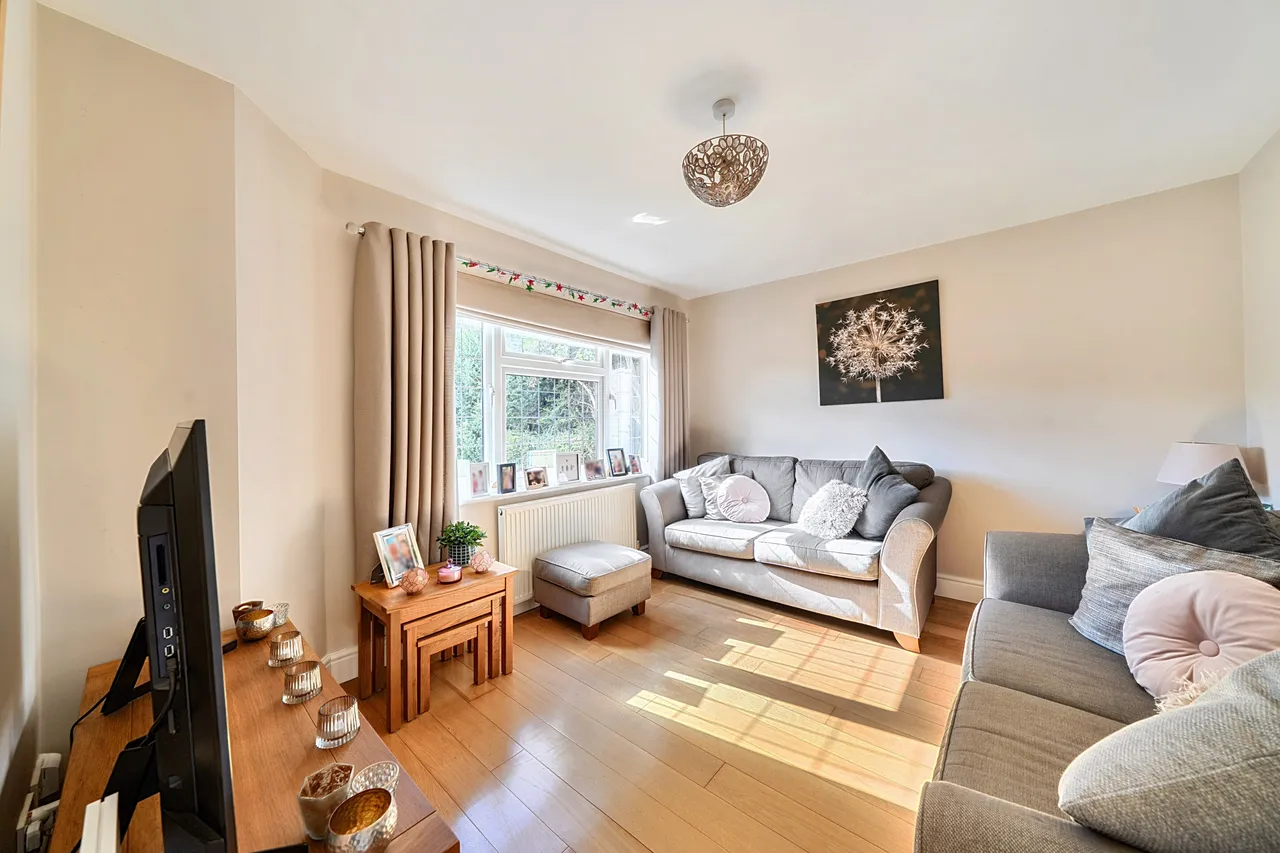 Woodville Gardens, Ruislip, HA4, photo 3