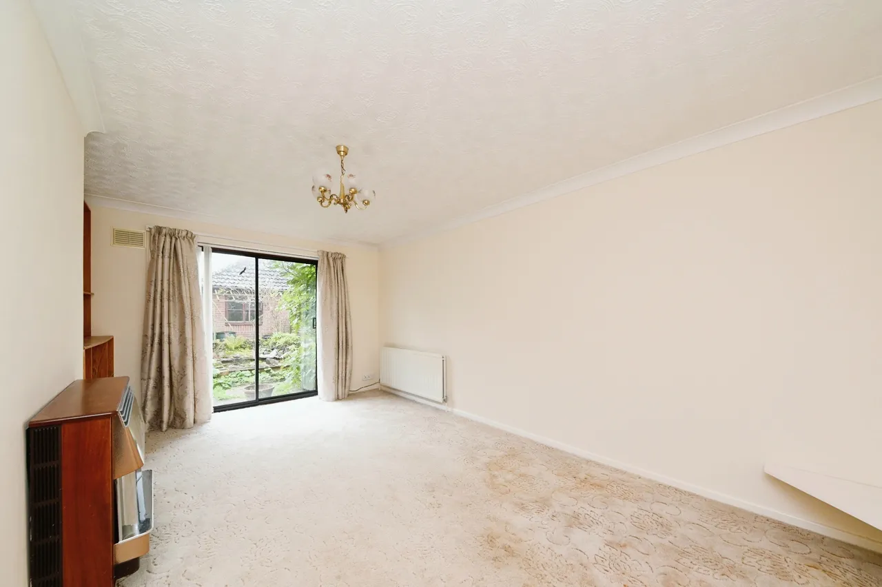 Finsbury Close, Downham Market, Norfolk, PE38, photo 2