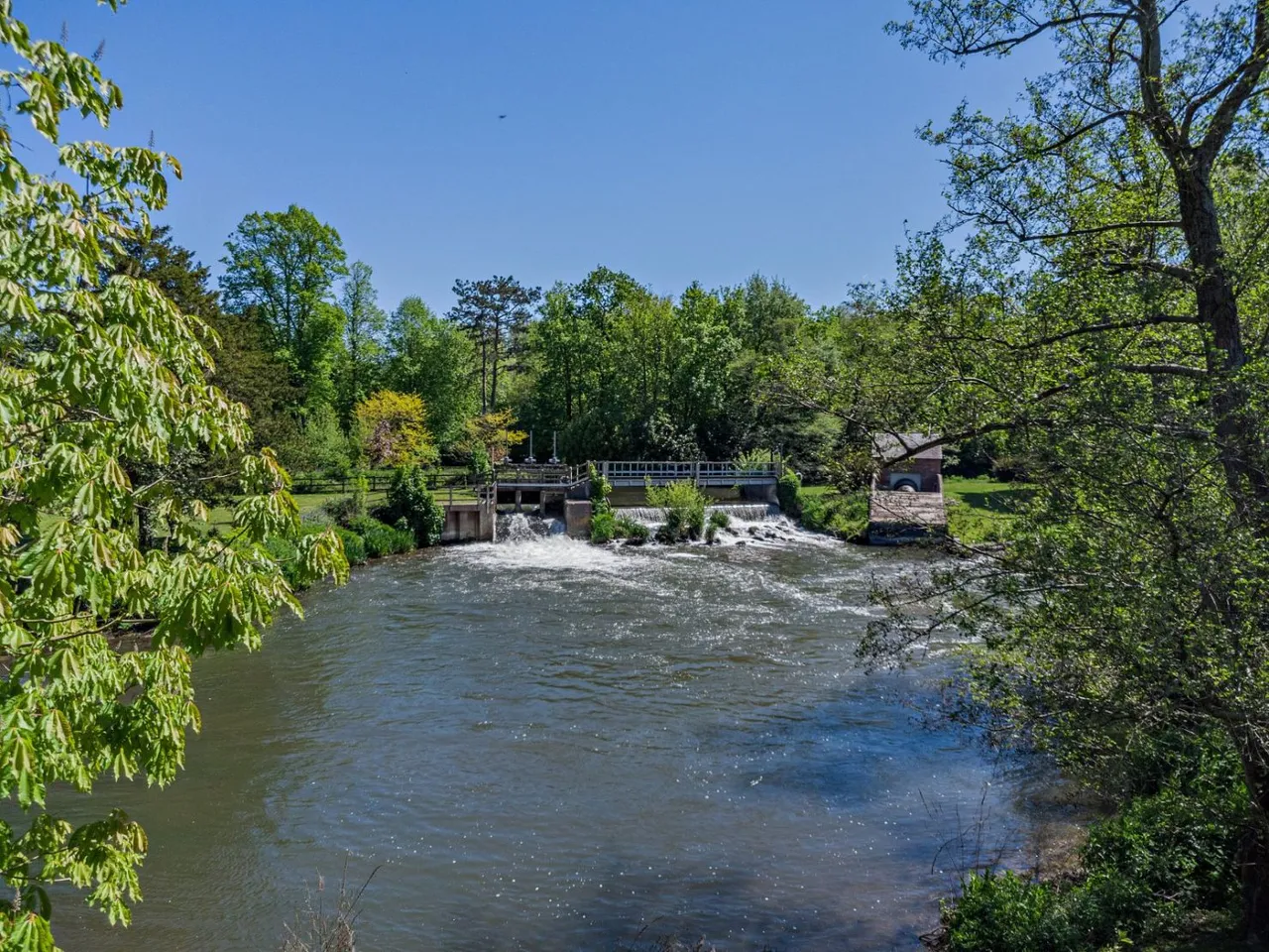 Theale, Reading, RG7, photo 4