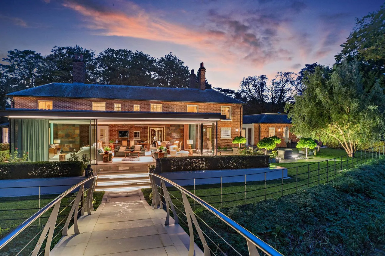 Theale, Reading, RG7, photo 16