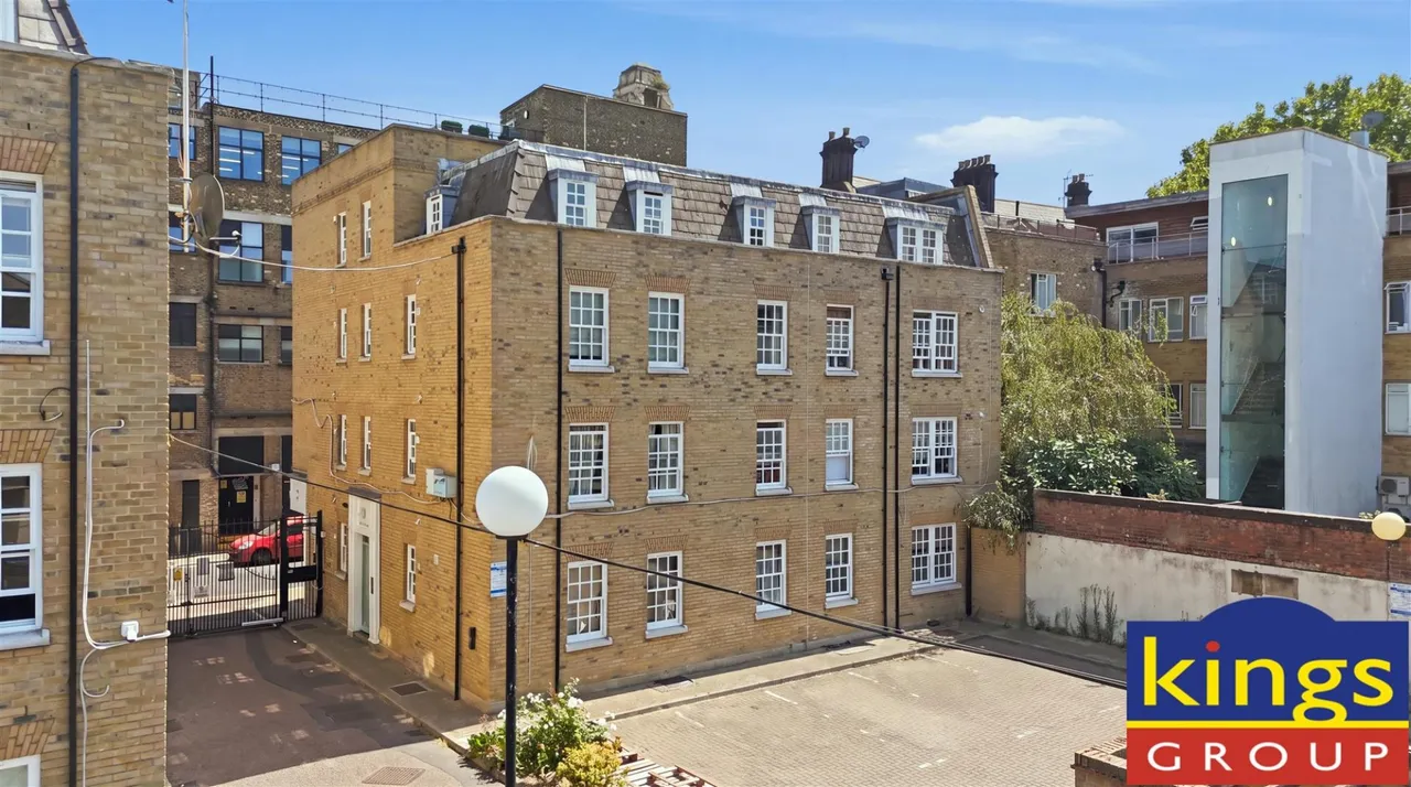 1 bed flat for sale, Cleveland Grove, London