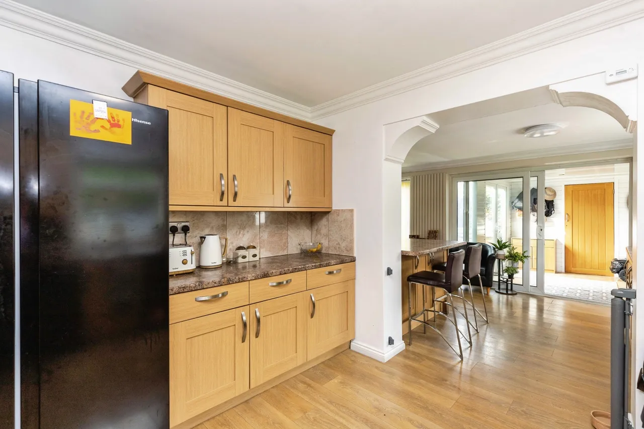 High Howe Lane, Bournemouth, BH11, photo 8