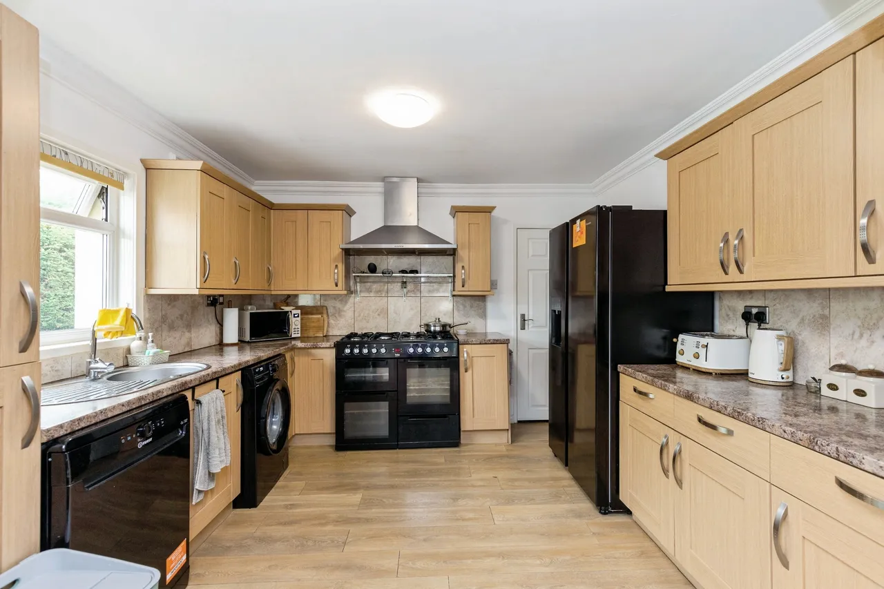 High Howe Lane, Bournemouth, BH11, photo 7