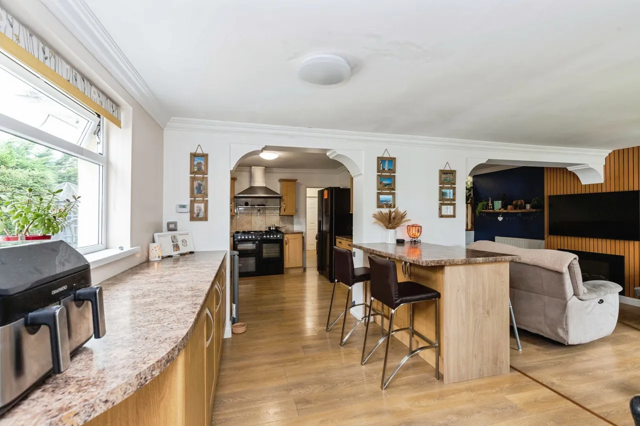 High Howe Lane, Bournemouth, BH11, photo 4