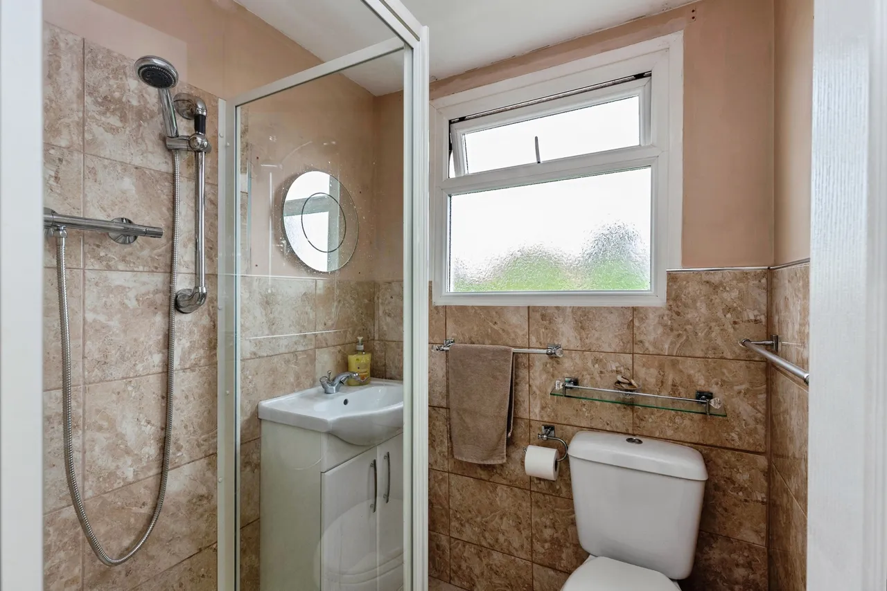 High Howe Lane, Bournemouth, BH11, photo 25