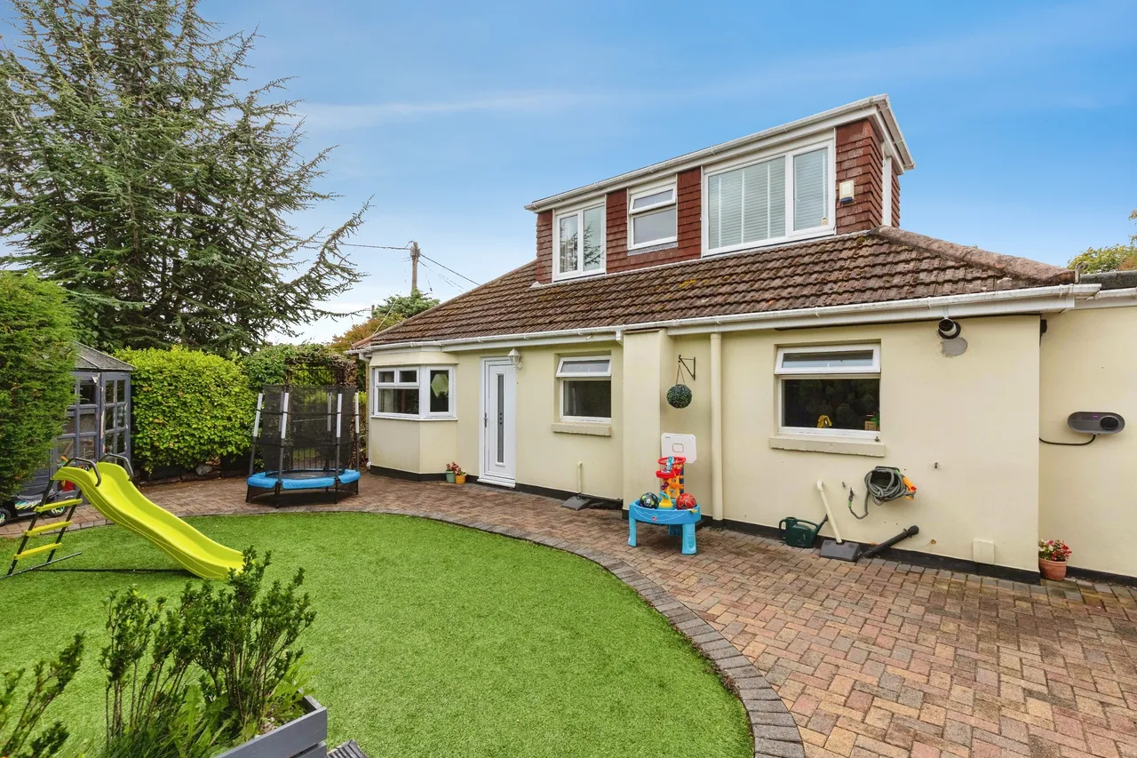 High Howe Lane, Bournemouth, BH11, photo 2