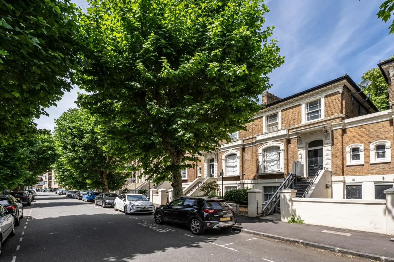 Princess Road, North Maida Vale, photo 2