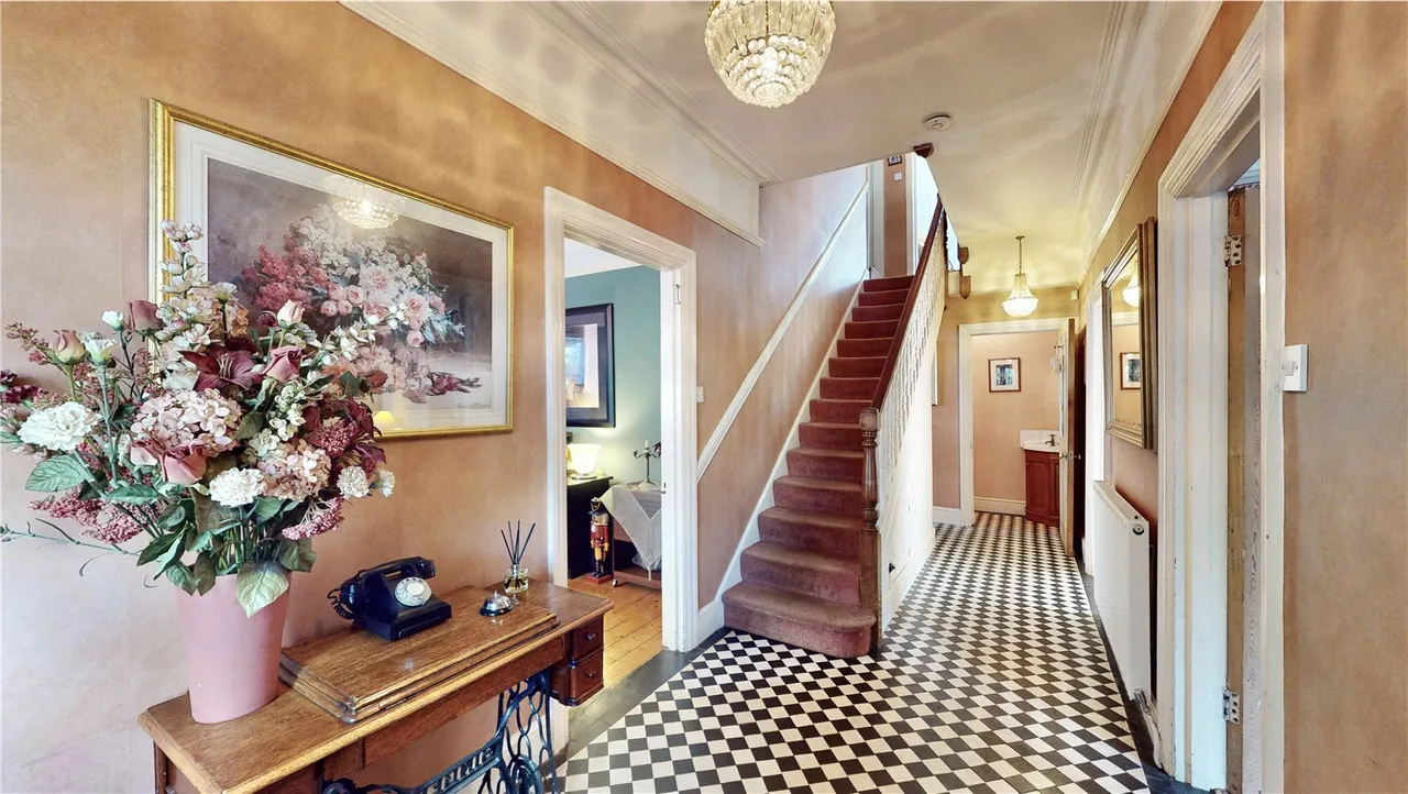 Ledborough Lane, Beaconsfield, HP9, photo 2