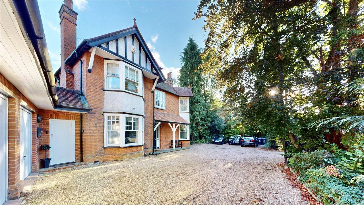 Ledborough Lane, Beaconsfield, HP9, photo 42