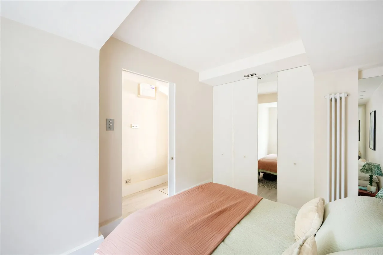 Brondesbury Road, Queen's Park, NW6, photo 14