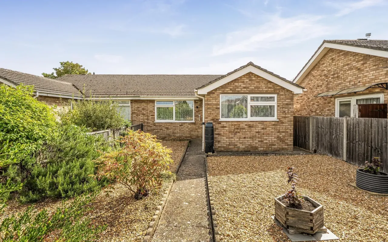 Belvoir Walk, Bedford, photo 13