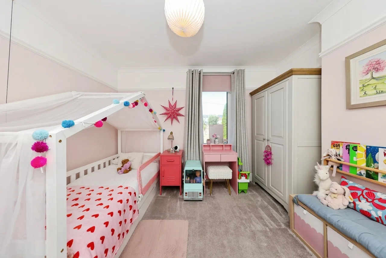Havard Road, Llanelli, SA14, photo 17
