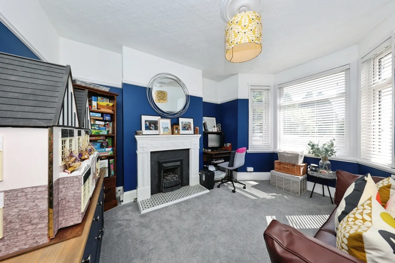 Havard Road, Llanelli, SA14, photo 12