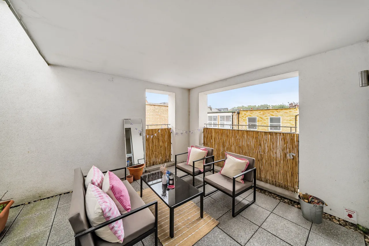 Flat 6, Wesleyan School House, 41 Leswin Road, London, photo 8