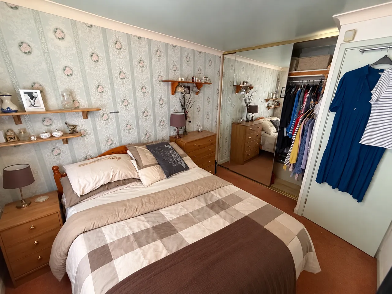 City Avenue, Denton, M34, photo 7