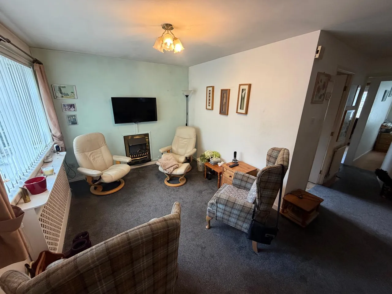 City Avenue, Denton, M34, photo 4