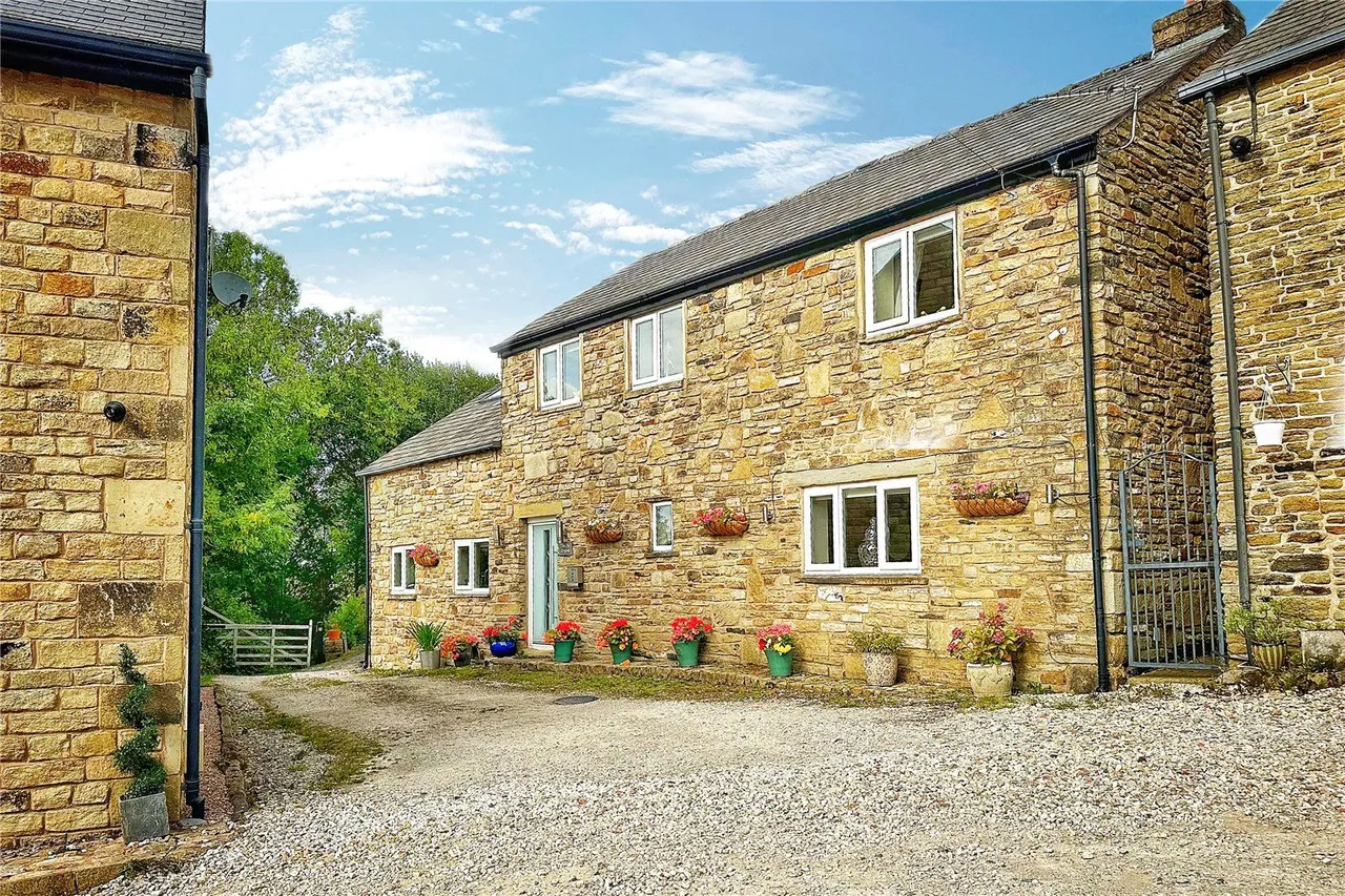4 bed house for sale, Sidebottom Fold Farm, Sidebottom Fold, SK15