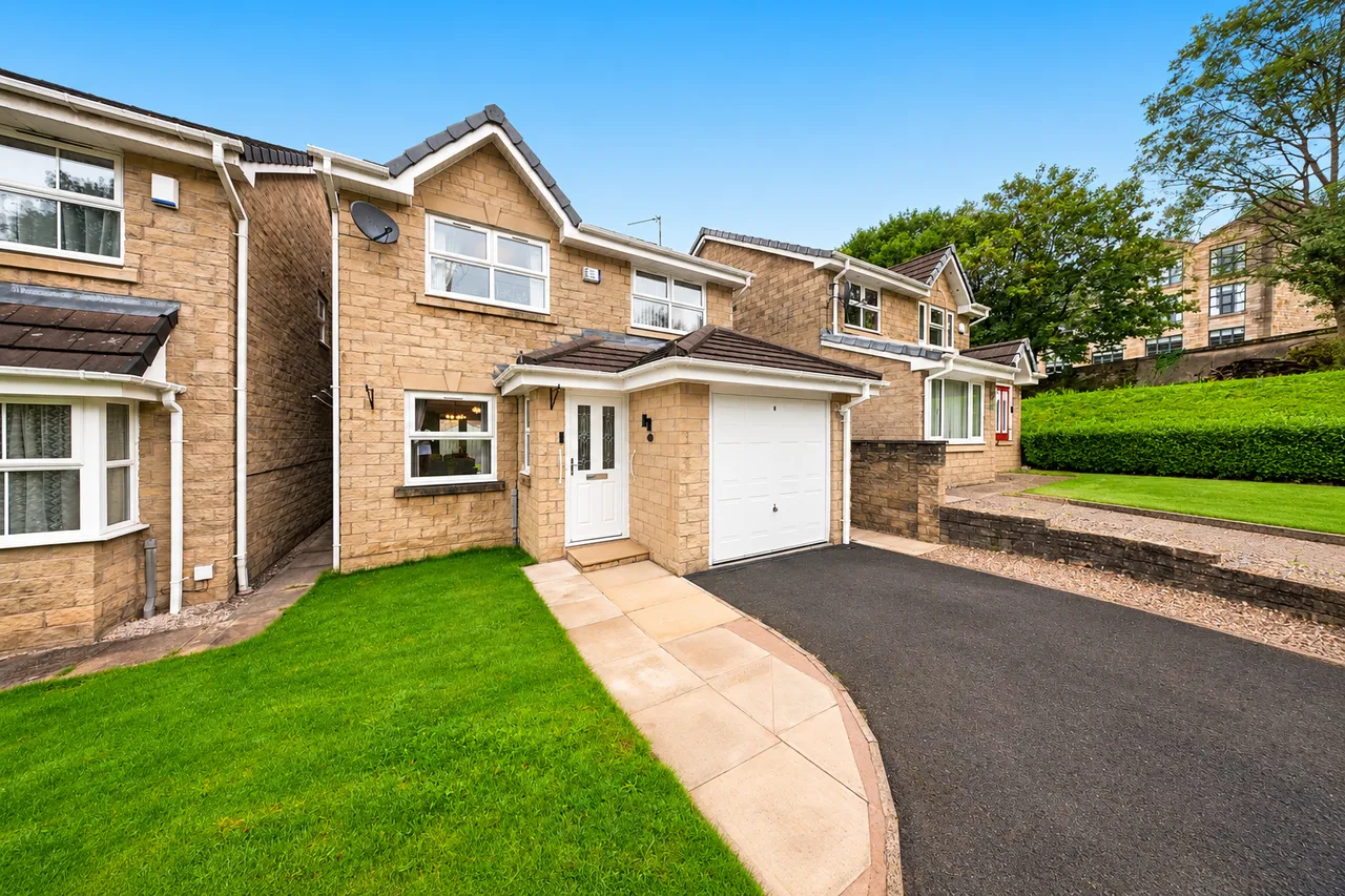 3 bed house for sale, Quakers View, Brierfield, BB9