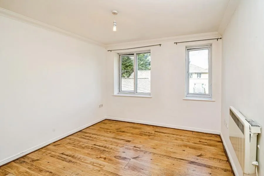 West End Road, High Wycombe, HP11, photo 12