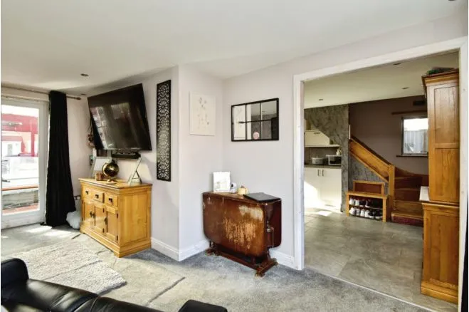 Somerset Avenue, Stoke-On-Trent, photo 8
