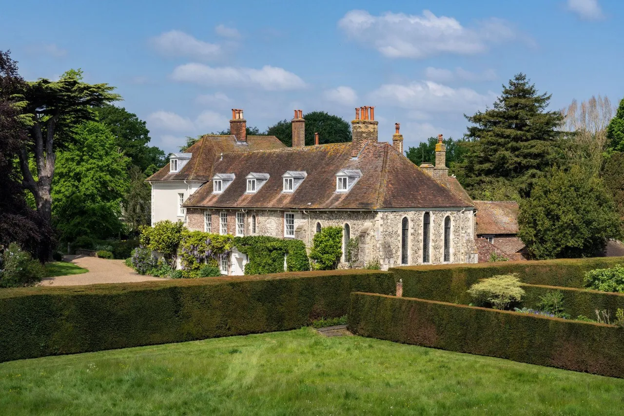 Sutton-At-Hone, Nr Farningham, Kent, DA4 9HQ, photo 8