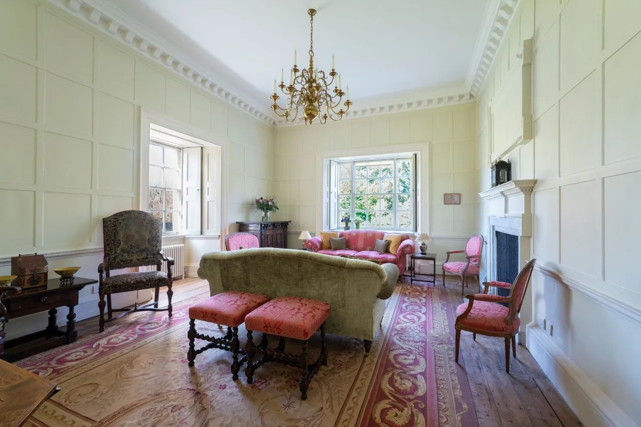 Sutton-At-Hone, Nr Farningham, Kent, DA4 9HQ, photo 4