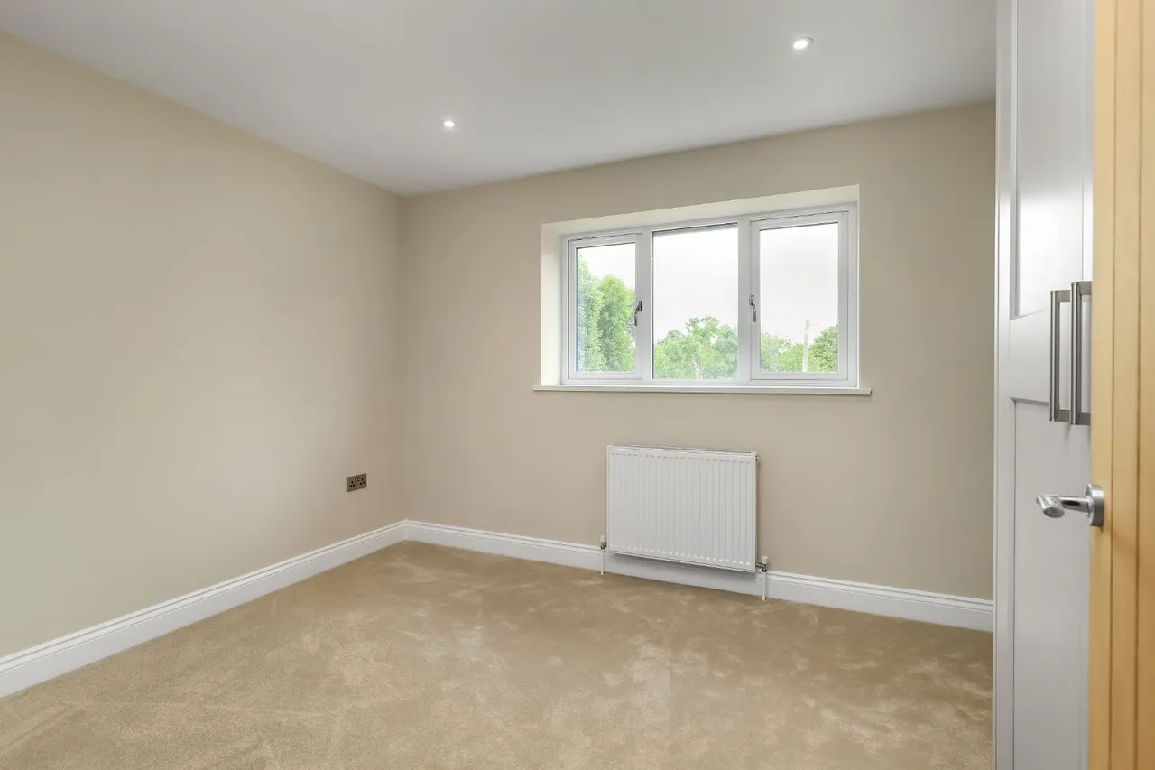 Tozer Way, Whaddon, Salisbury, Wiltshire, SP5 3FT, photo 7