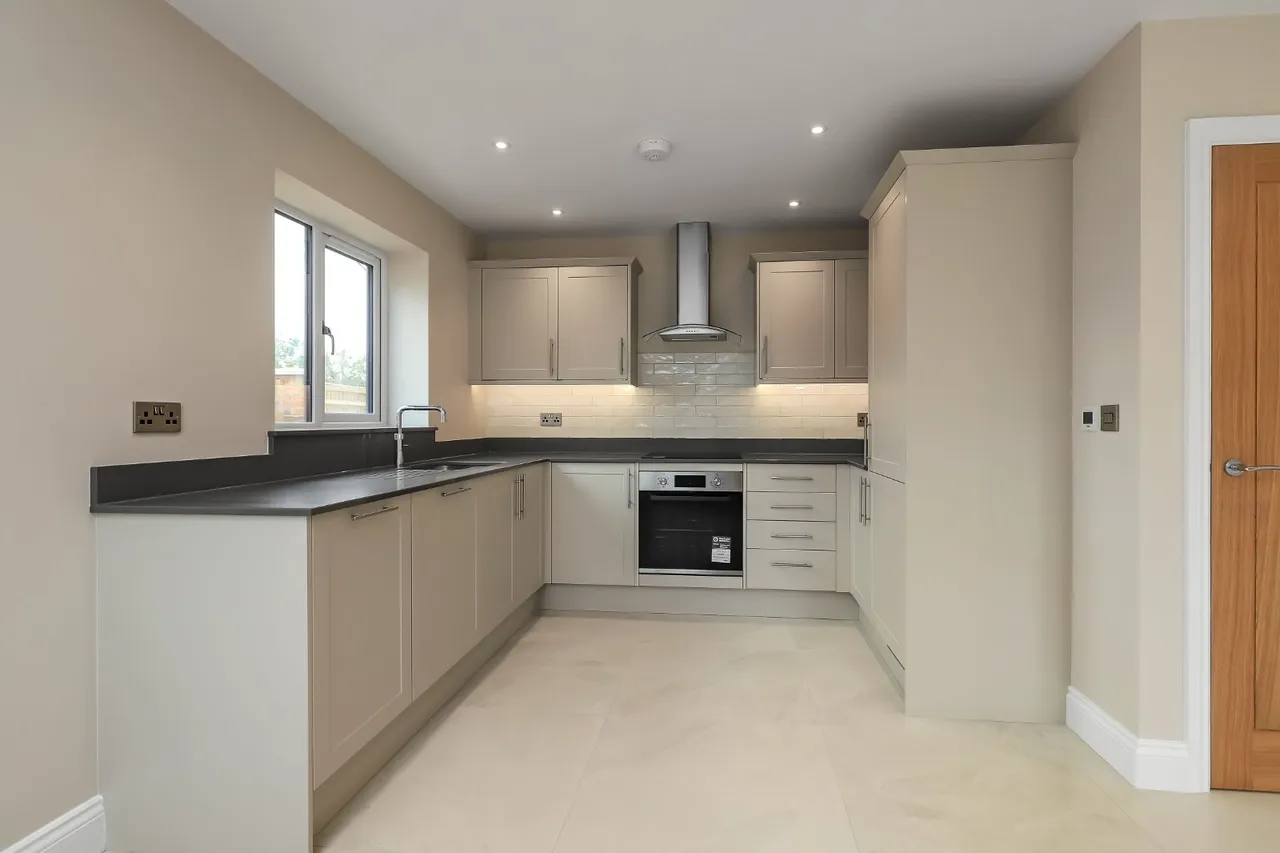Tozer Way, Whaddon, Salisbury, Wiltshire, SP5 3FT, photo 2