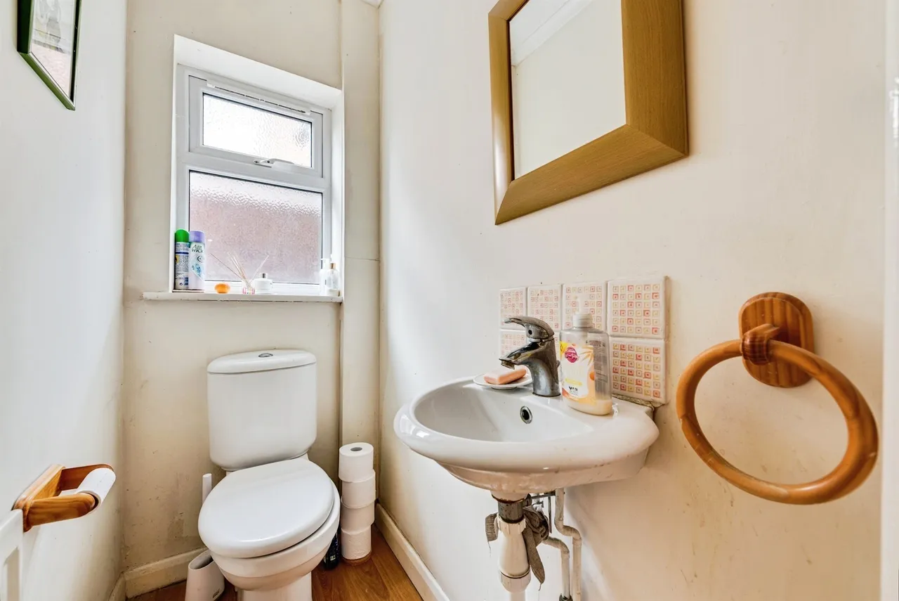 Marriotts Close, Haddenham, Aylesbury, photo 8