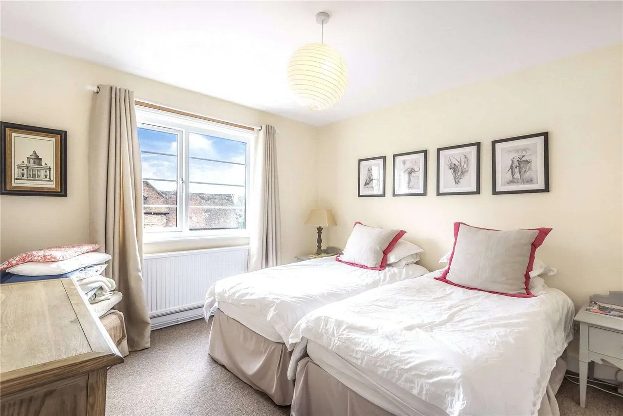 Wootton St. Lawrence, Basingstoke, RG23, photo 8