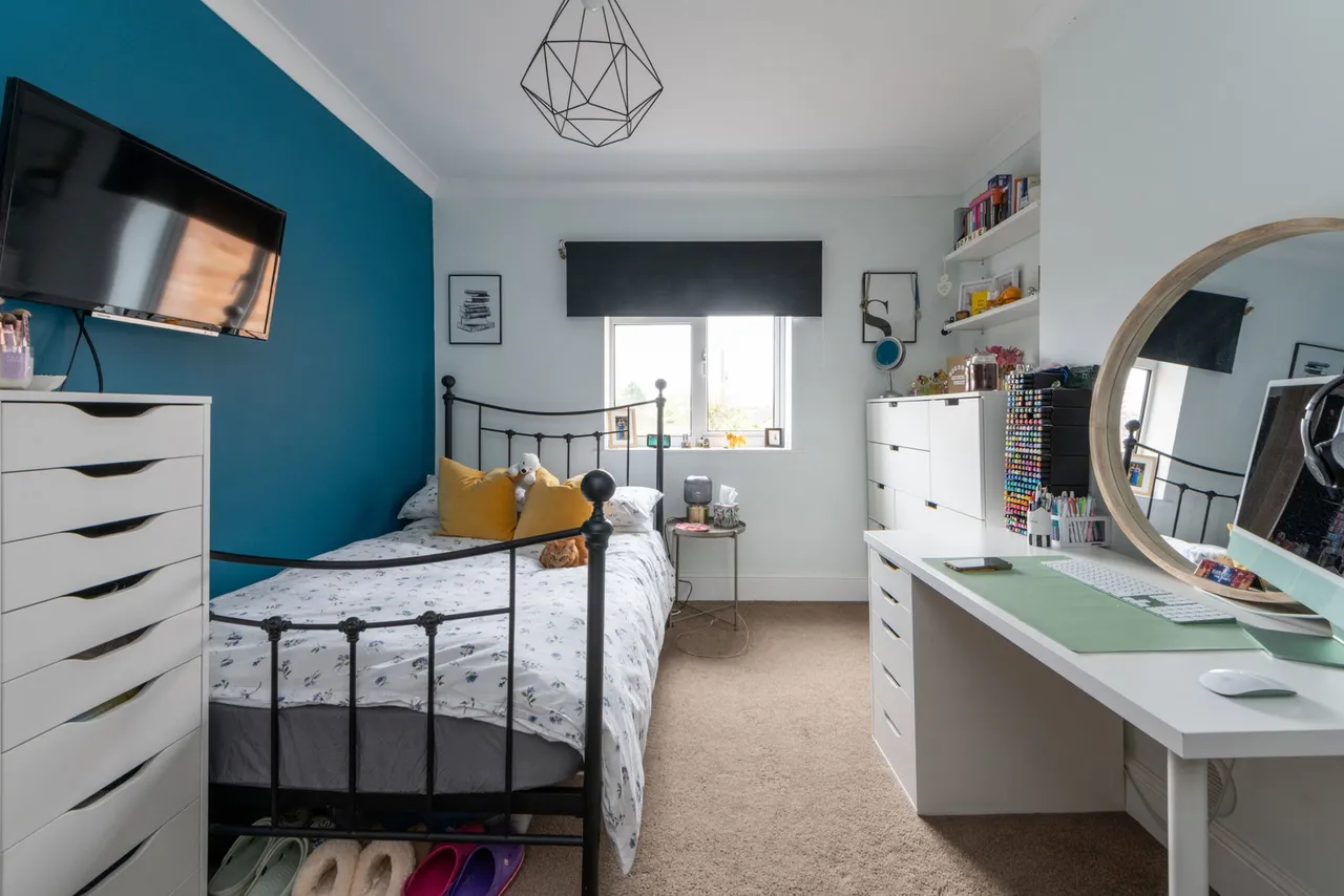 West Coker Road, Yeovil, BA20, photo 11
