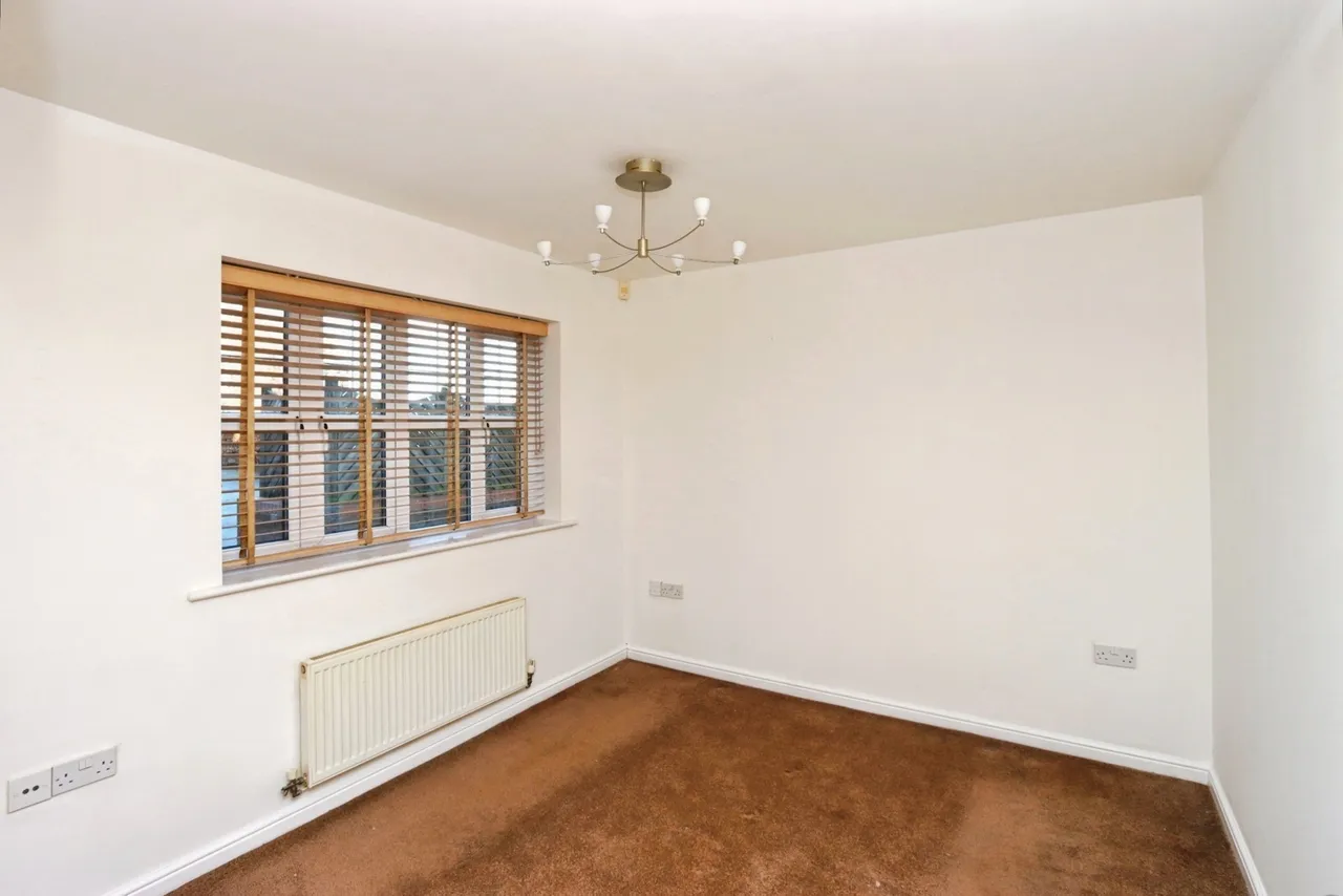 Pickard Drive, Sheffield, South Yorkshire, S13, photo 5