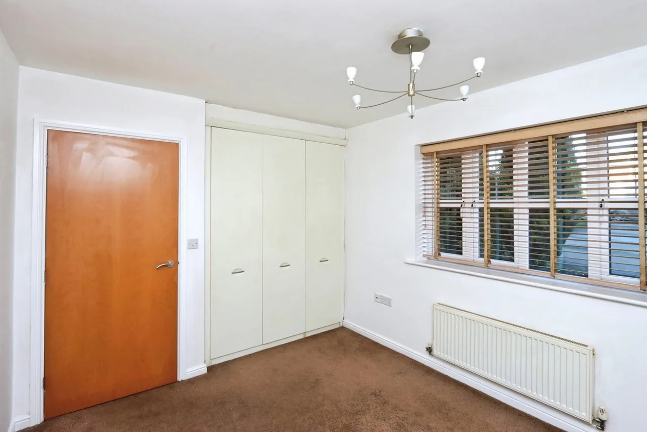 Pickard Drive, Sheffield, South Yorkshire, S13, photo 6