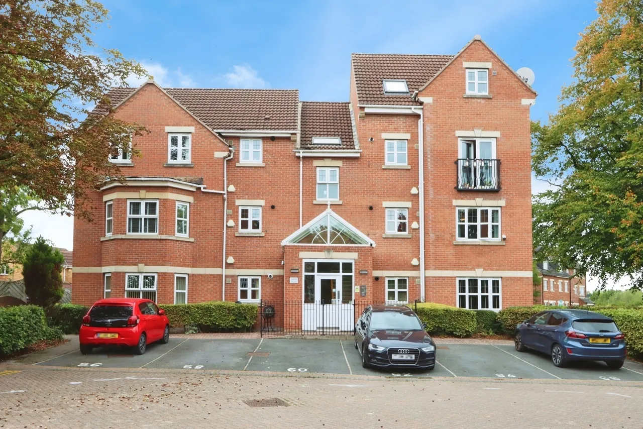 1 bed flat for sale — Pickard Drive, Sheffield, South Yorkshire, S13