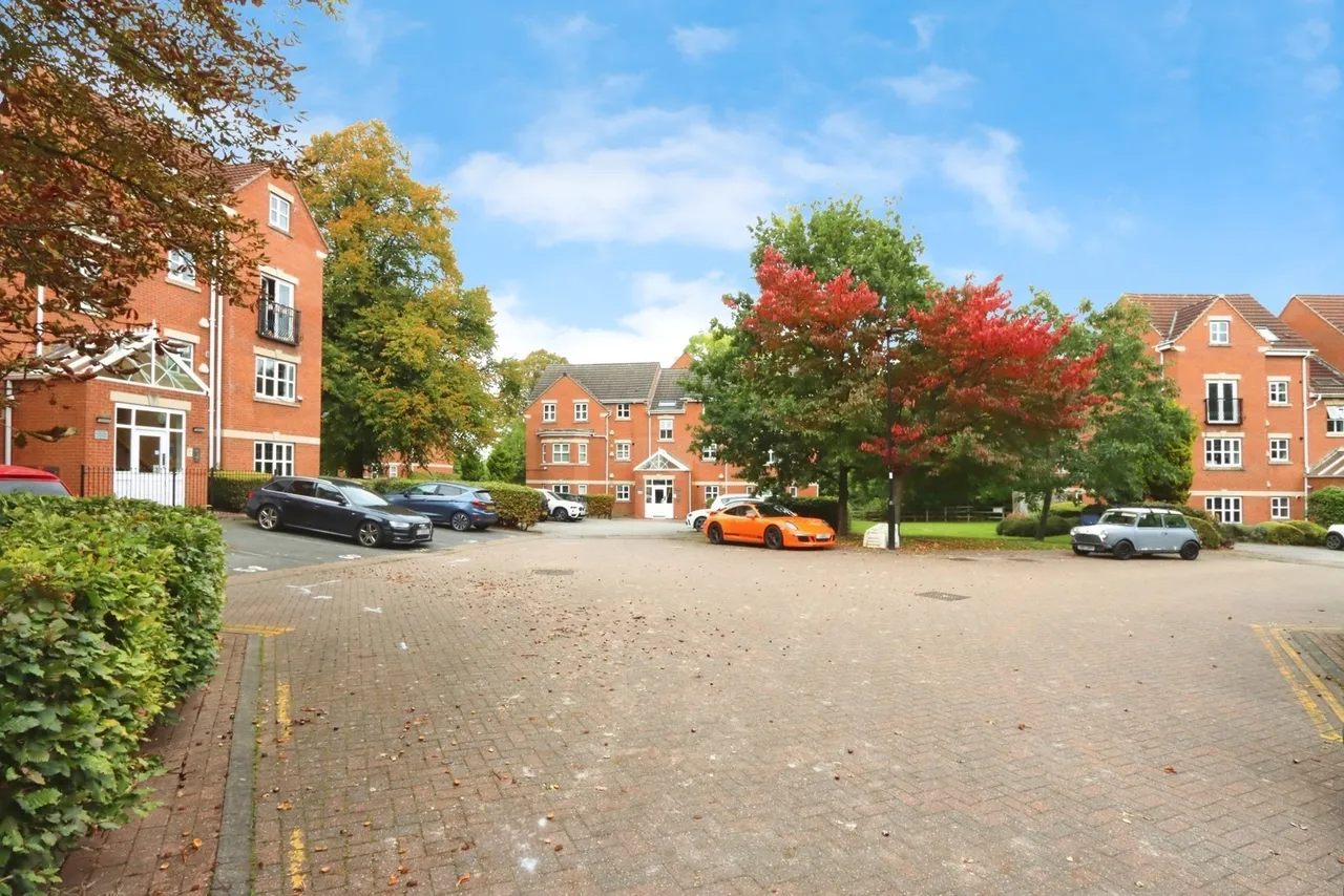 Pickard Drive, Sheffield, South Yorkshire, S13, photo 7