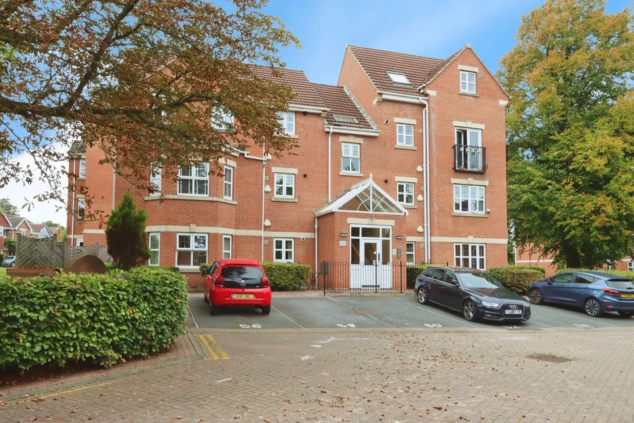 Pickard Drive, Sheffield, South Yorkshire, S13, photo 17