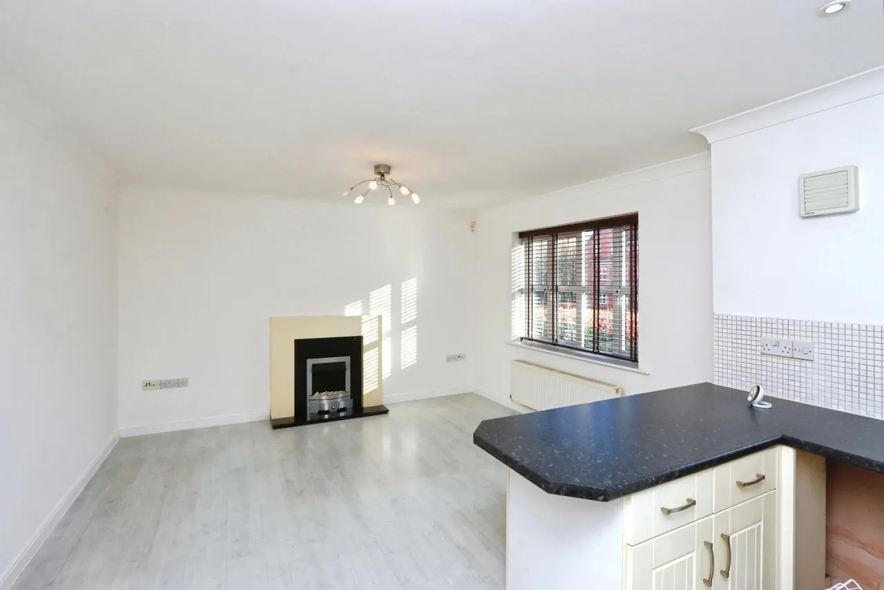 Pickard Drive, Sheffield, South Yorkshire, S13, photo 12