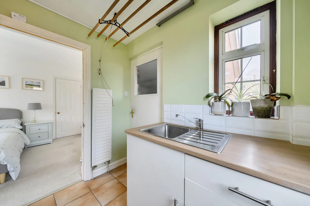 Hill Gardens, Streatley, RG8, photo 16