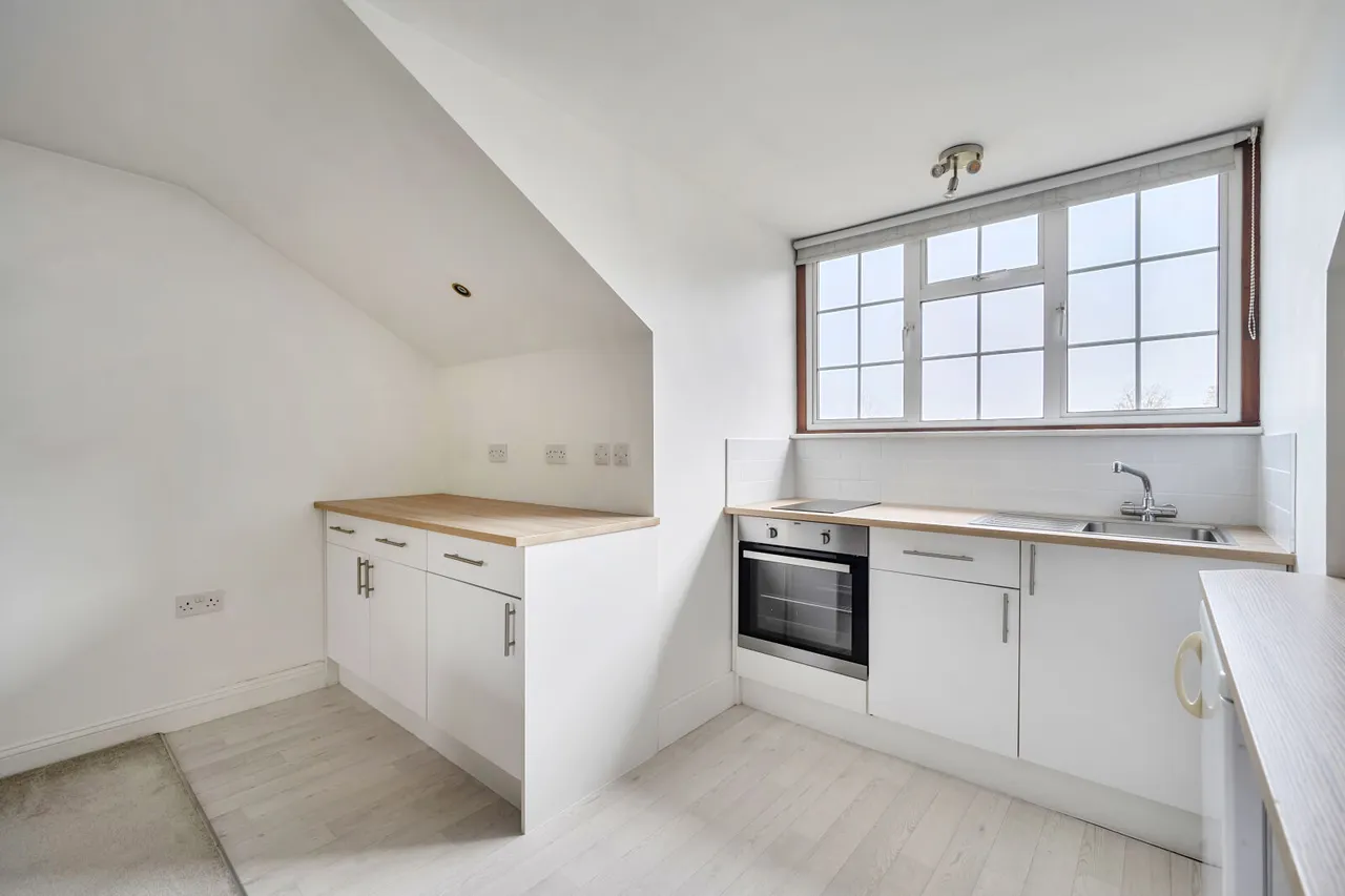 Hill Gardens, Streatley, RG8, photo 23