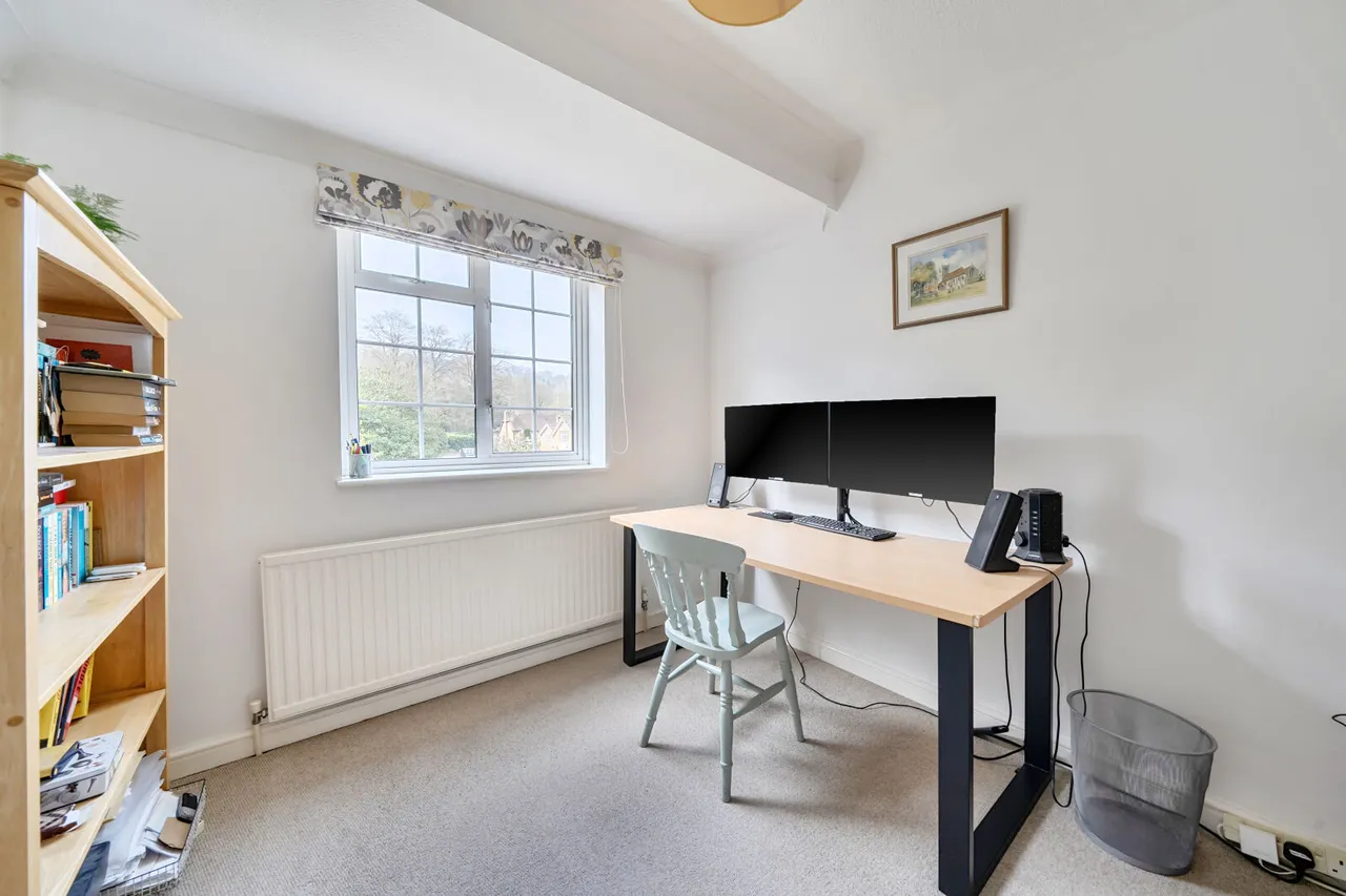 Hill Gardens, Streatley, RG8, photo 22