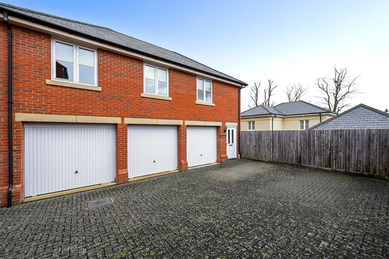 Oswald Street, Wellesley, Aldershot, Hampshire, GU11 4AP, photo 12