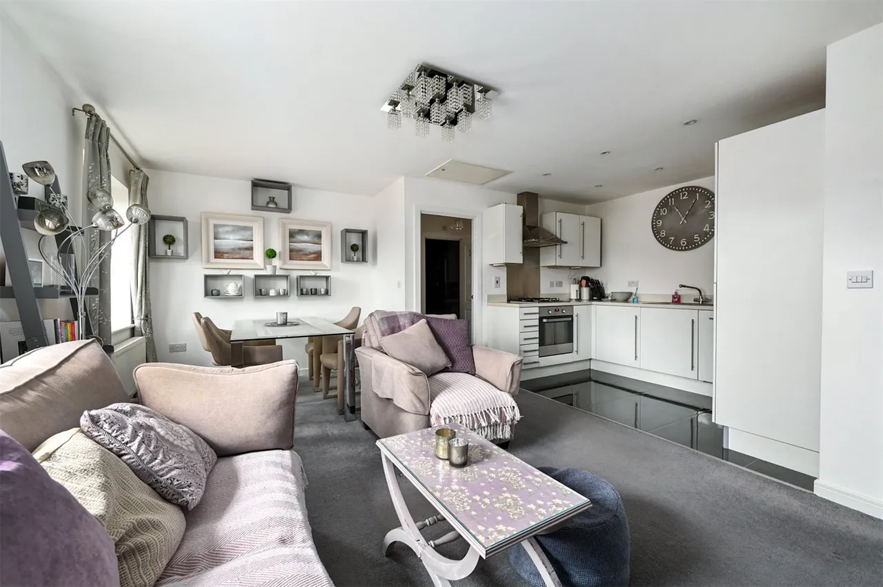 Oswald Street, Wellesley, Aldershot, Hampshire, GU11 4AP, photo 3