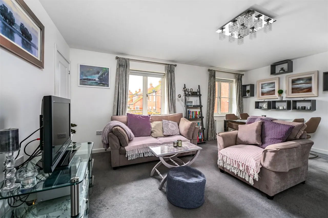 Oswald Street, Wellesley, Aldershot, Hampshire, GU11 4AP, photo 5
