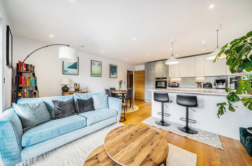 25 Monahan Avenue, Purley CR8 3BB, photo 6