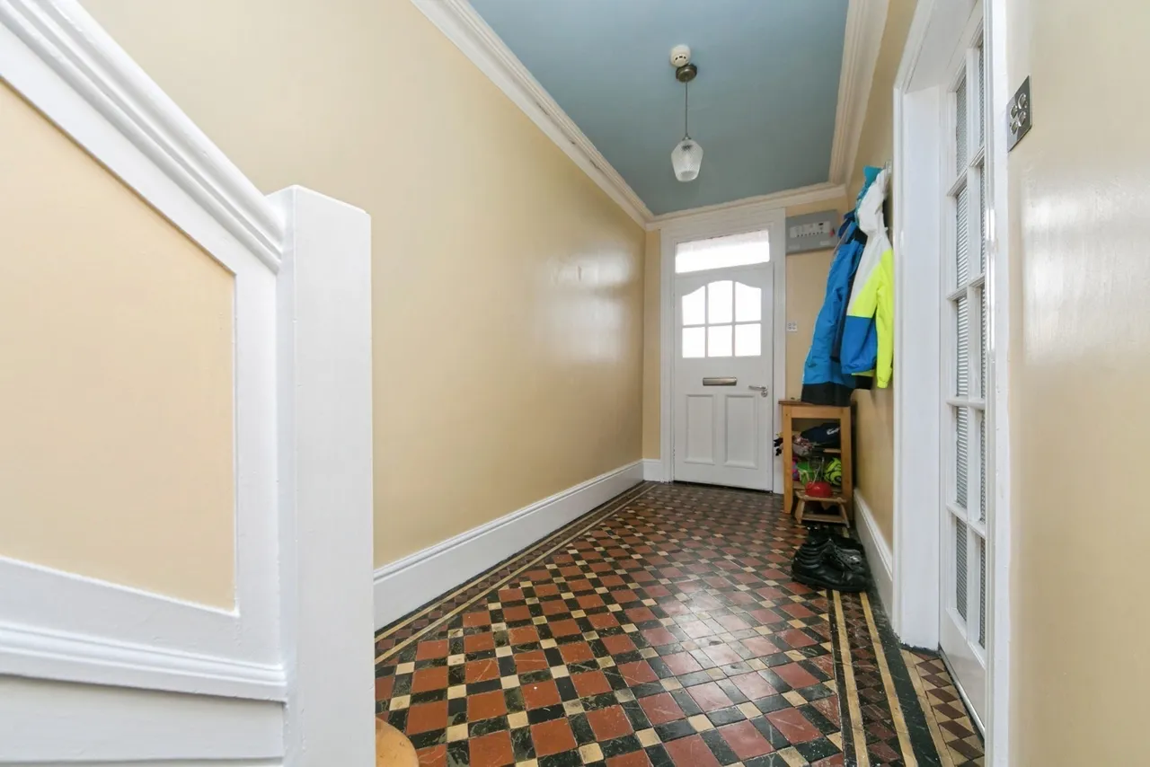Fron Crescent, Llanfairfechan, LL33, photo 7