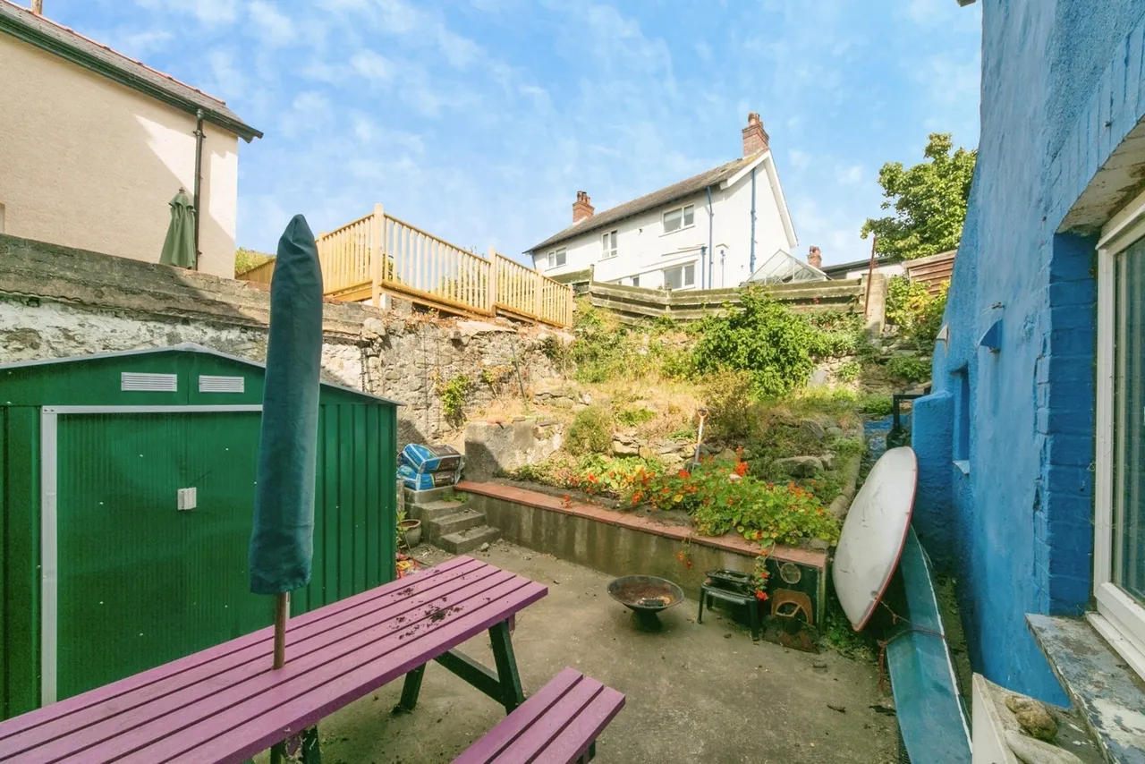Fron Crescent, Llanfairfechan, LL33, photo 18
