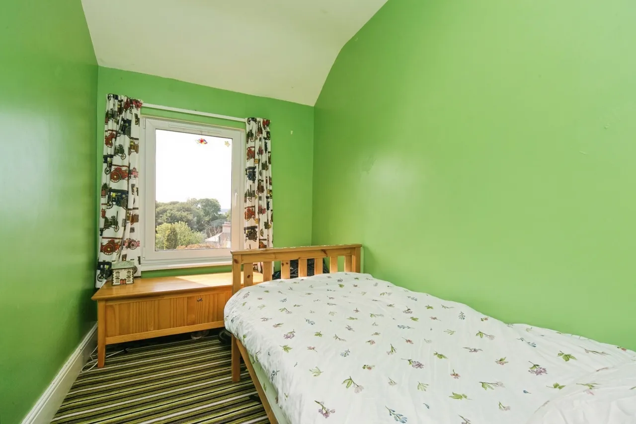 Fron Crescent, Llanfairfechan, LL33, photo 15