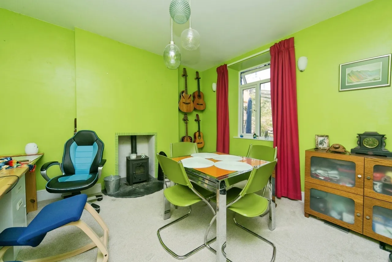 Fron Crescent, Llanfairfechan, LL33, photo 5