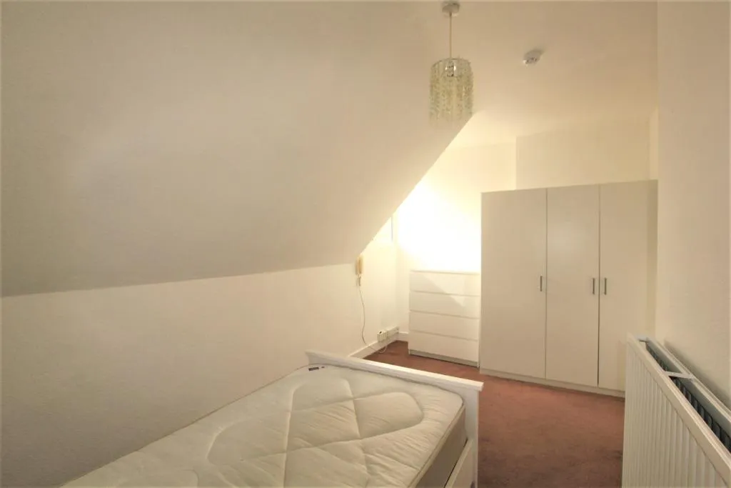 Alexandra Road, Watford, WD17, photo 3