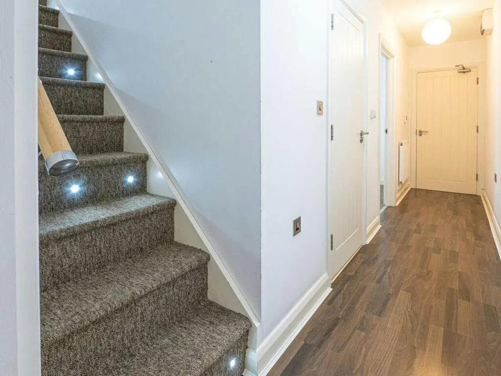 Uxbridge Road, Mill End, WD3, photo 7
